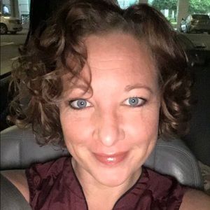 Meet your Posher, Toni